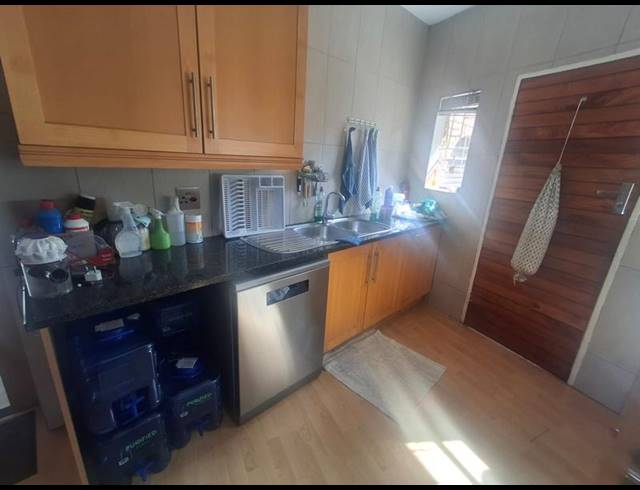 4 BEDROOM HOUSE FOR SALE IN VANDERBIJLPARK SE 3